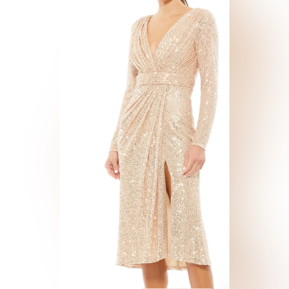 Mac Duggal Ieena Gold Long Sleeve Sequined Midi Dress Size 8 New with Tags